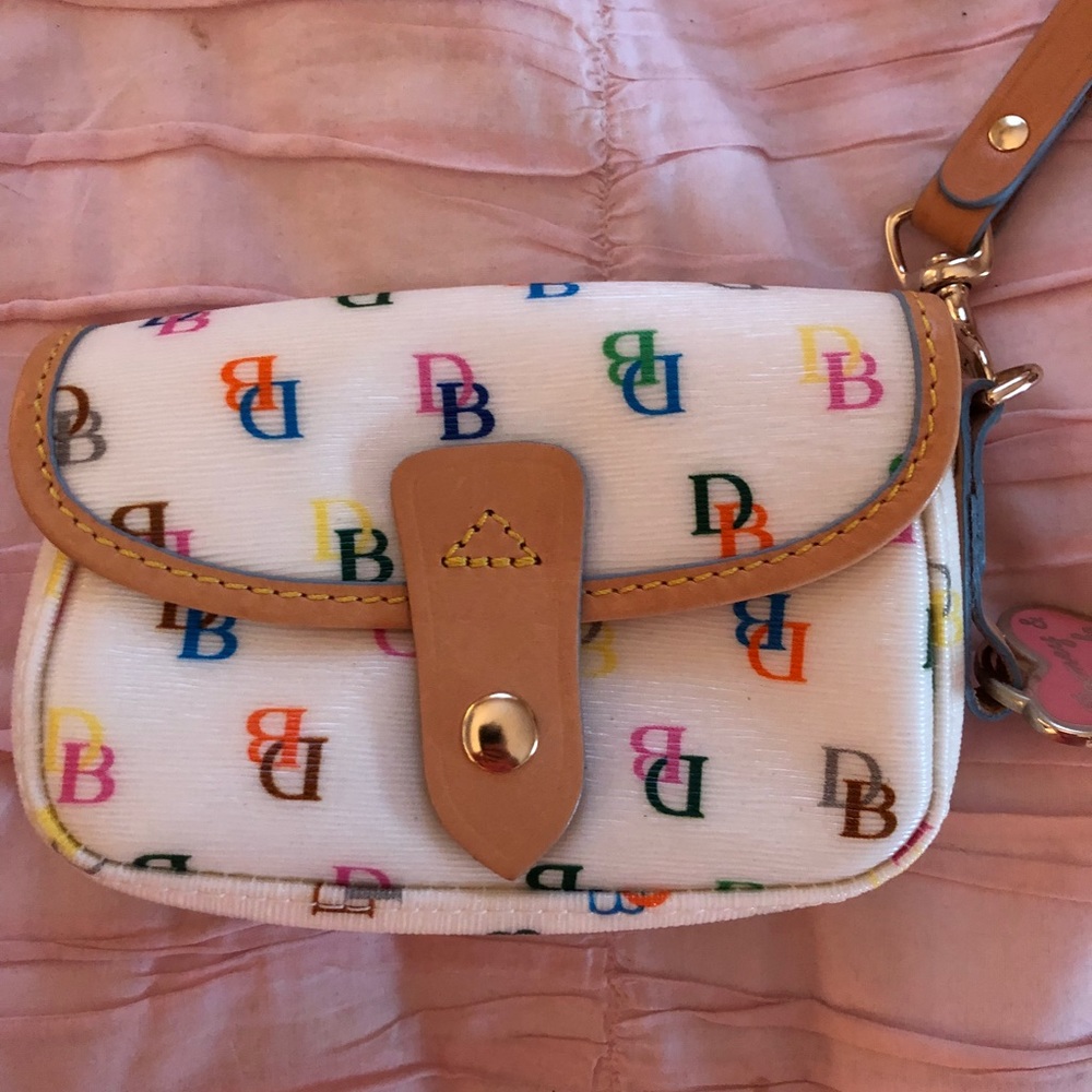 Dooney and Bourke clutch Wristlet